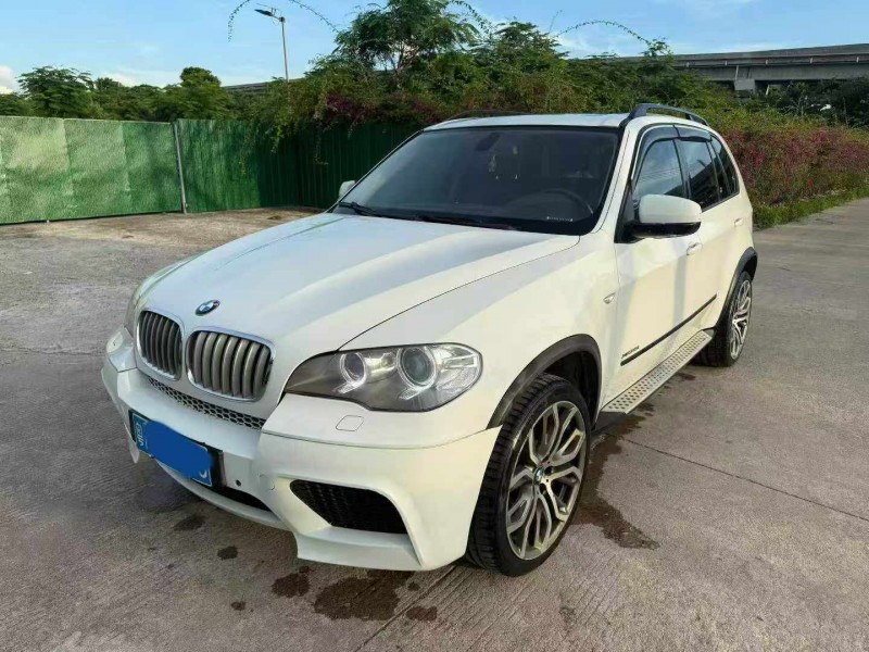 中山13年宝马X56