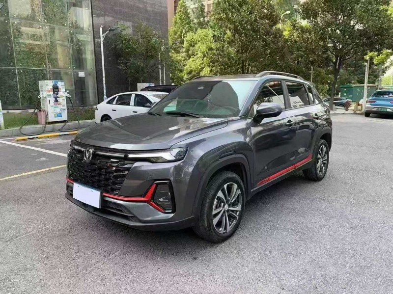 岳阳23年长安汽车CS752