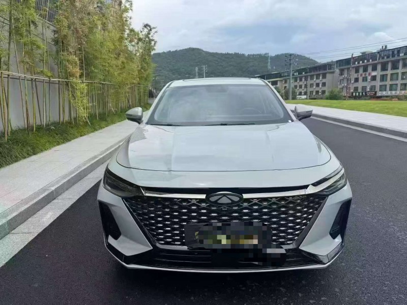 吉安25年吉利博越1