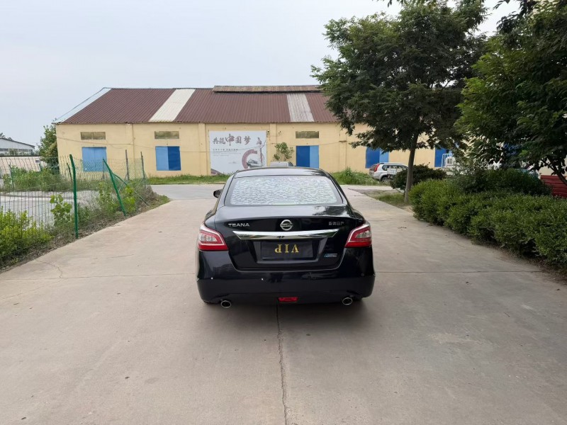 徐州16年日产天籁9