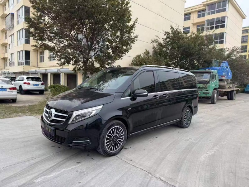 徐州18年奔驰V8