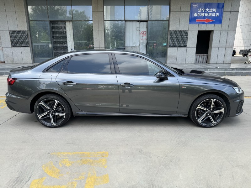 济宁25年奥迪A4L4