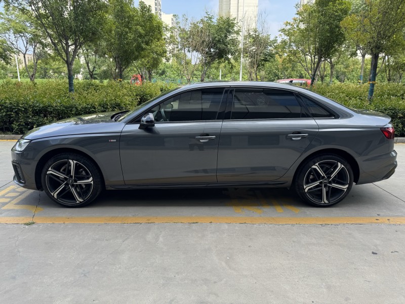 济宁25年奥迪A4L5