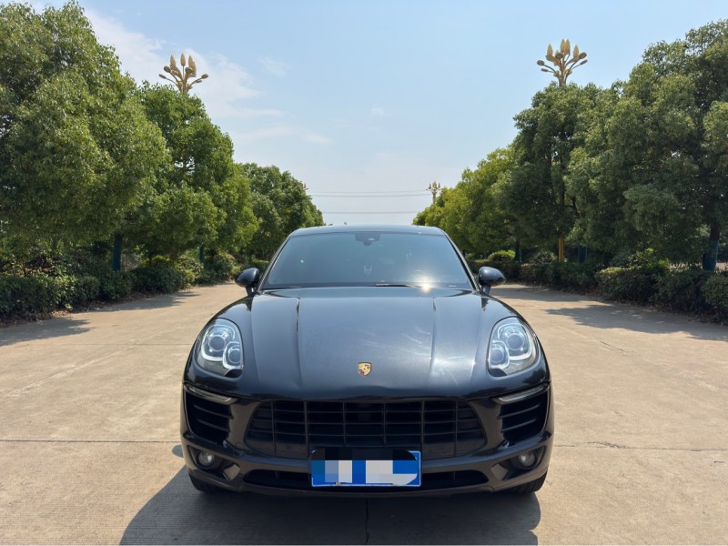 盐城17年保时捷Macan1