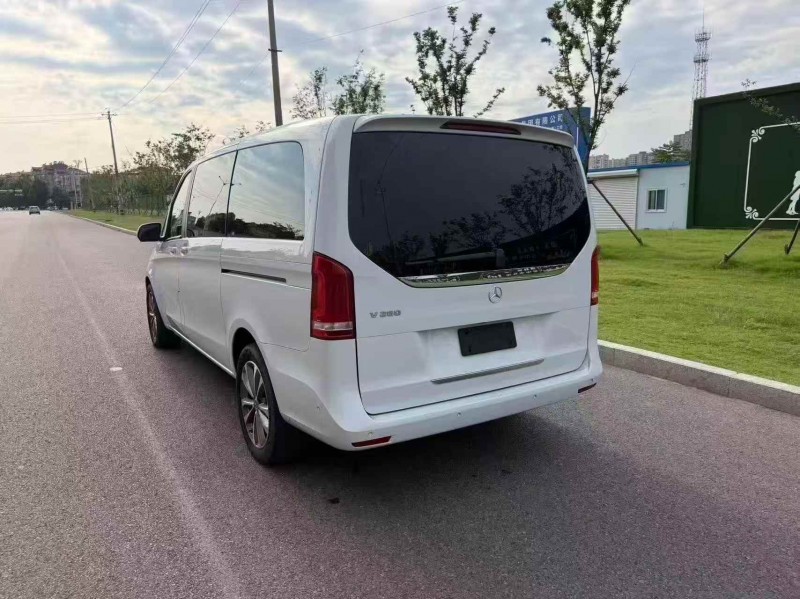 烟台20年奔驰V6