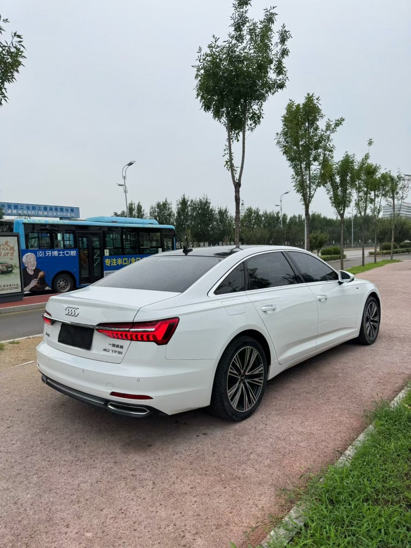 枣庄19年奥迪A6L8
