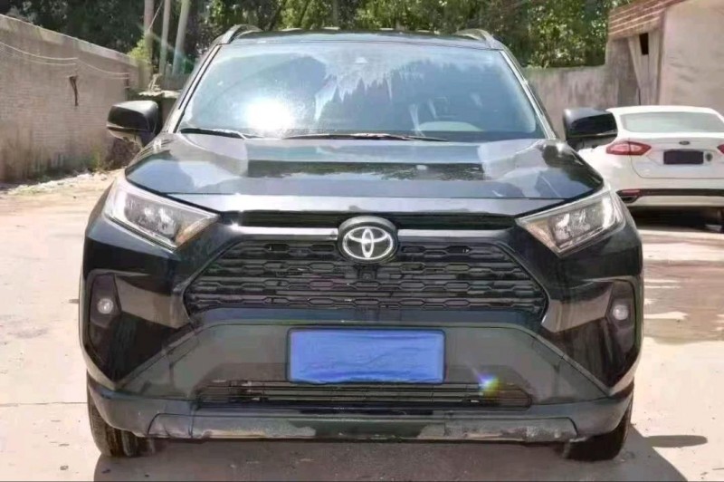 新乡26年丰田RAV41