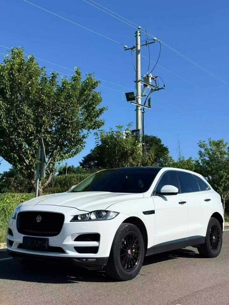 昭通17年捷豹F-PACE2