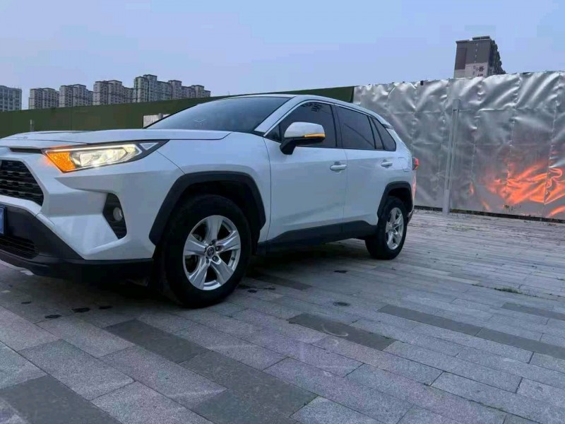常州23年丰田RAV43