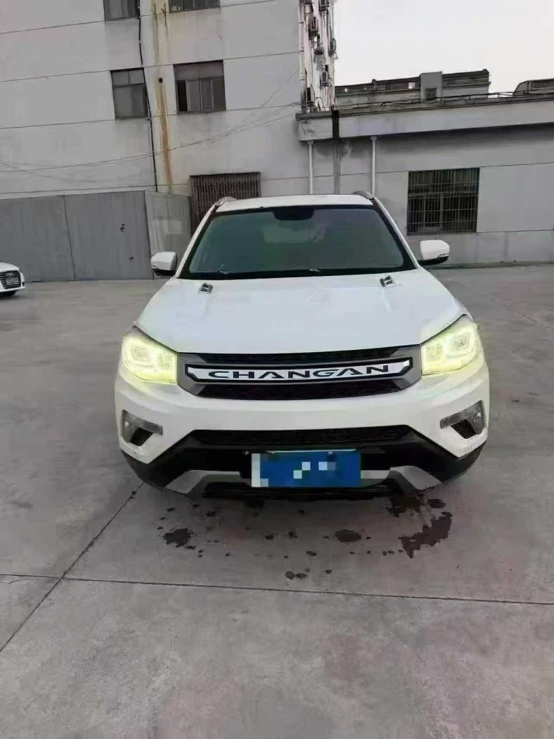 嘉兴16年长安汽车CS751