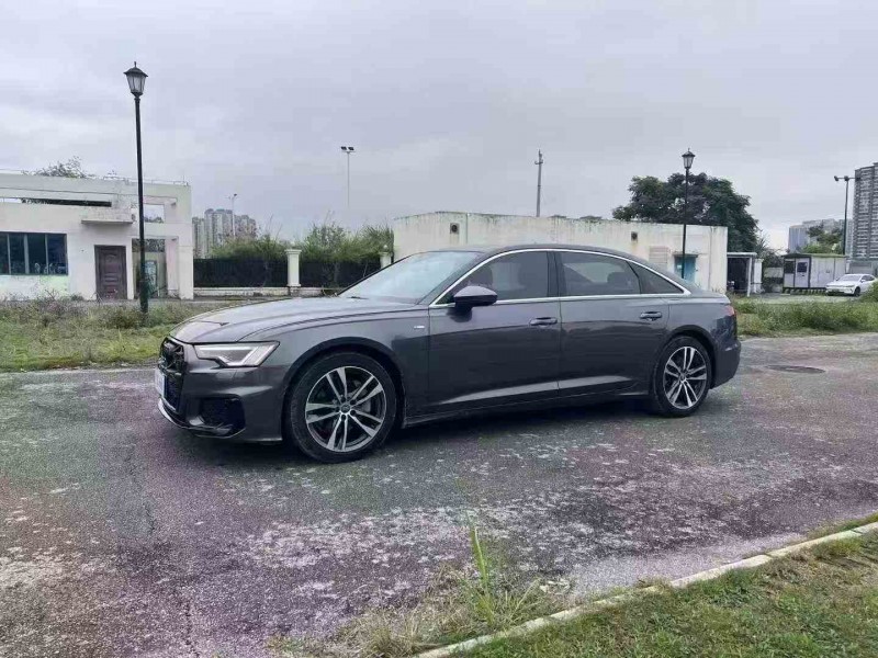 南宁19年奥迪A6L3