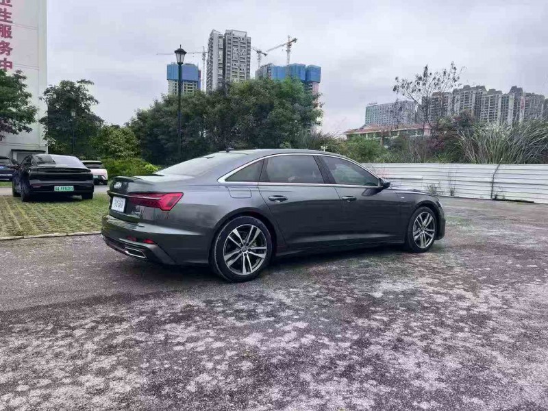 南宁19年奥迪A6L7