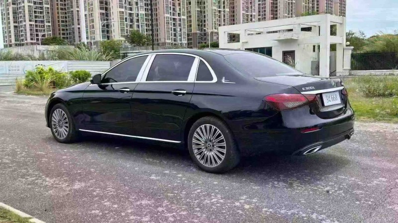 南宁22年奔驰E8
