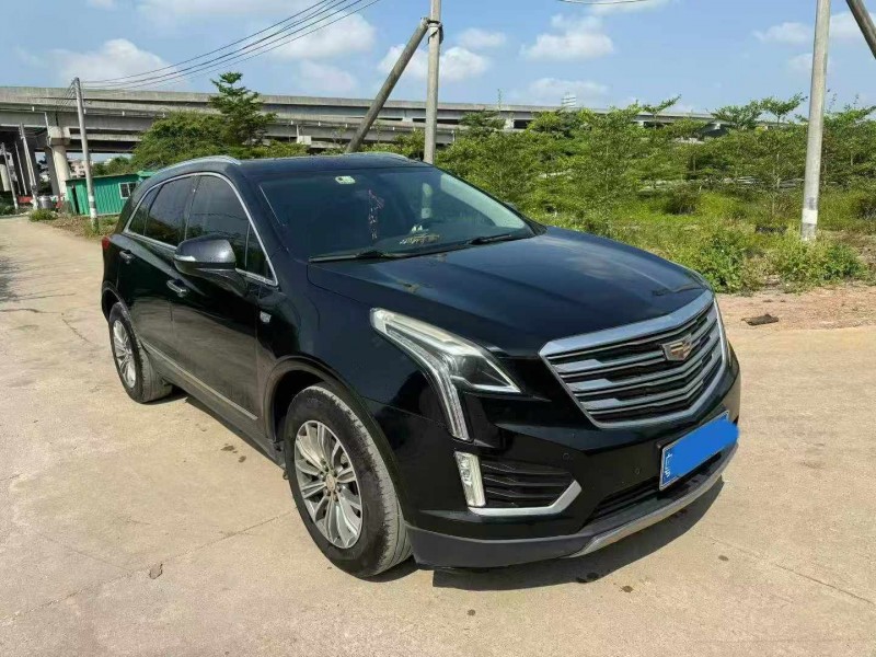 中山19年凯迪拉克XT52