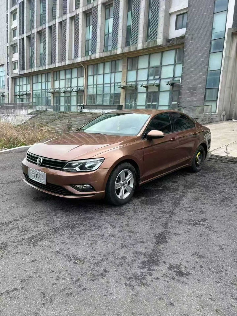 淄博16年大众凌渡3