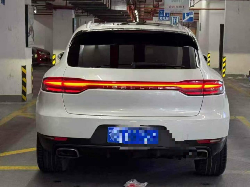 鄂州19年保时捷Macan9