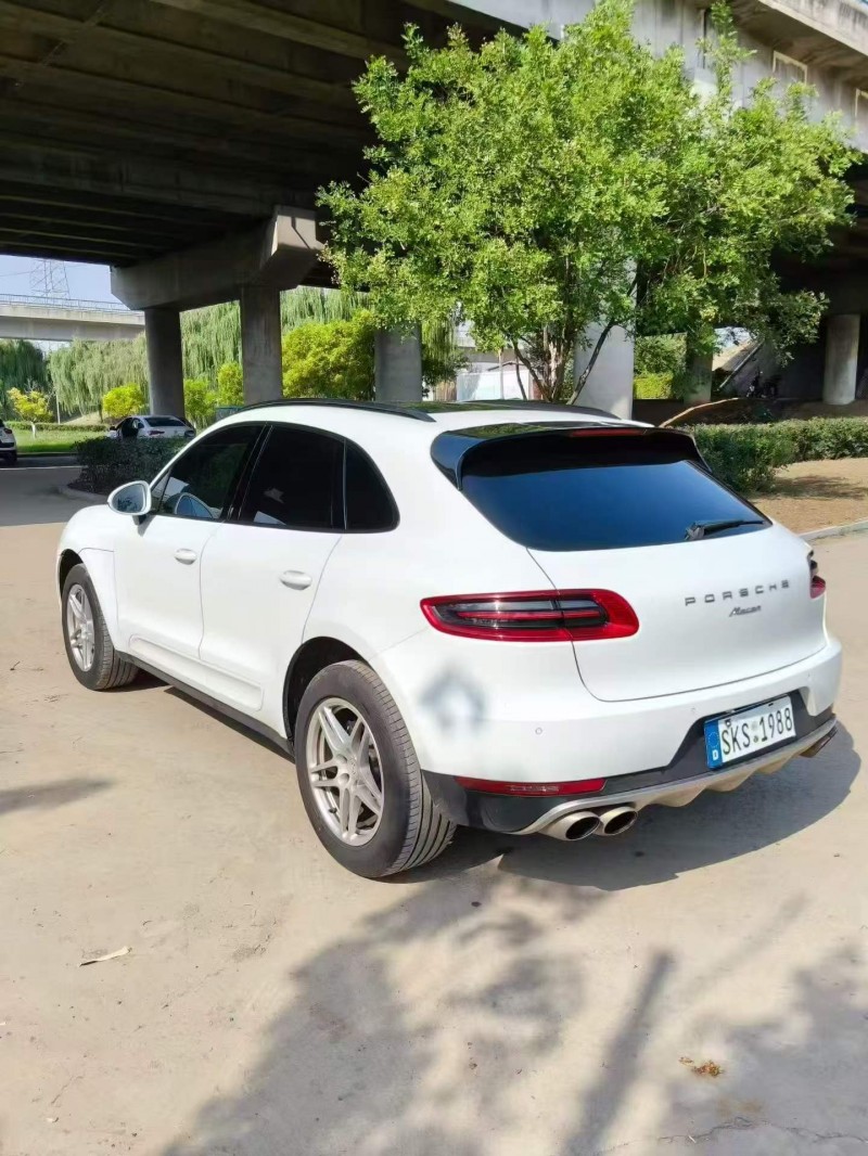 枣庄17年保时捷Macan8