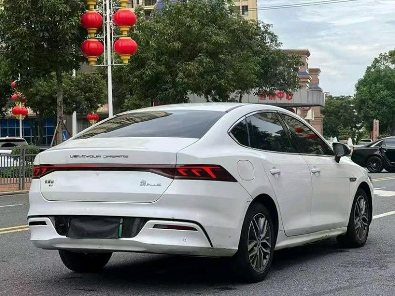 广州21年比亚迪秦7
