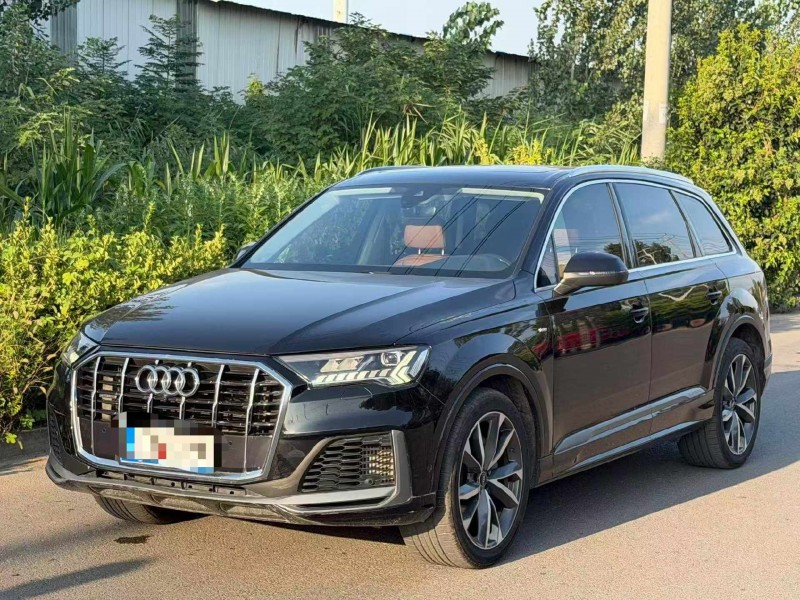 济宁21年奥迪Q72