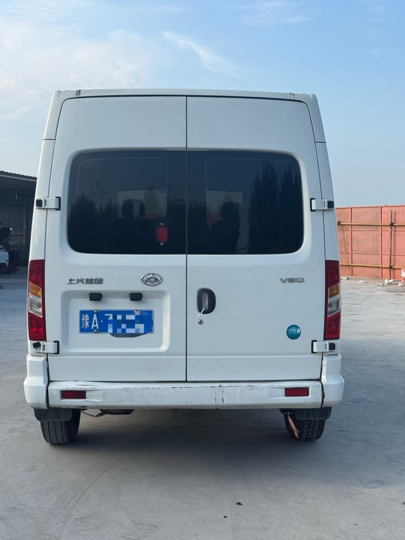新乡22年大通V807