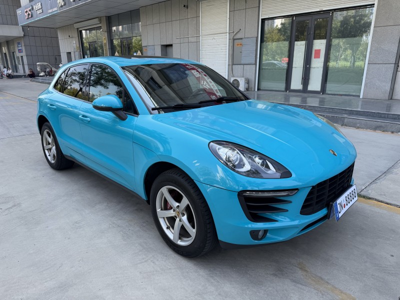 济宁16年保时捷Macan2