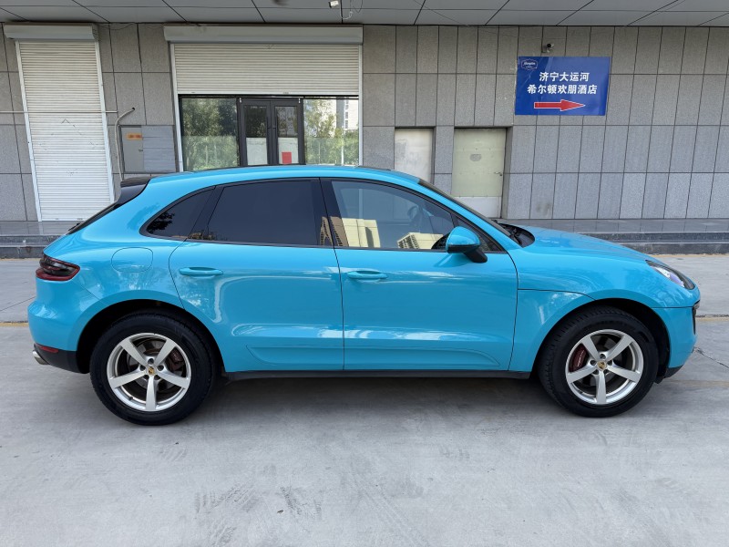济宁16年保时捷Macan4