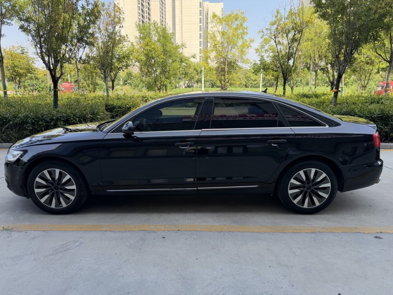 济宁12年奥迪A6L5