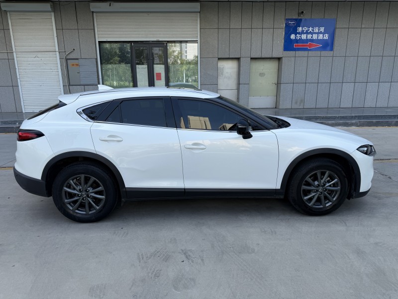 济宁21年马自达CX-44
