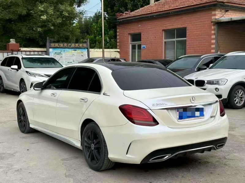 潍坊21年奔驰C7
