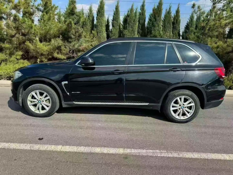 东营17年宝马X38