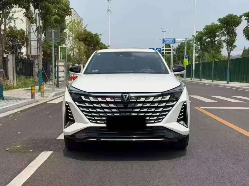 连云港25年长安汽车UNI1