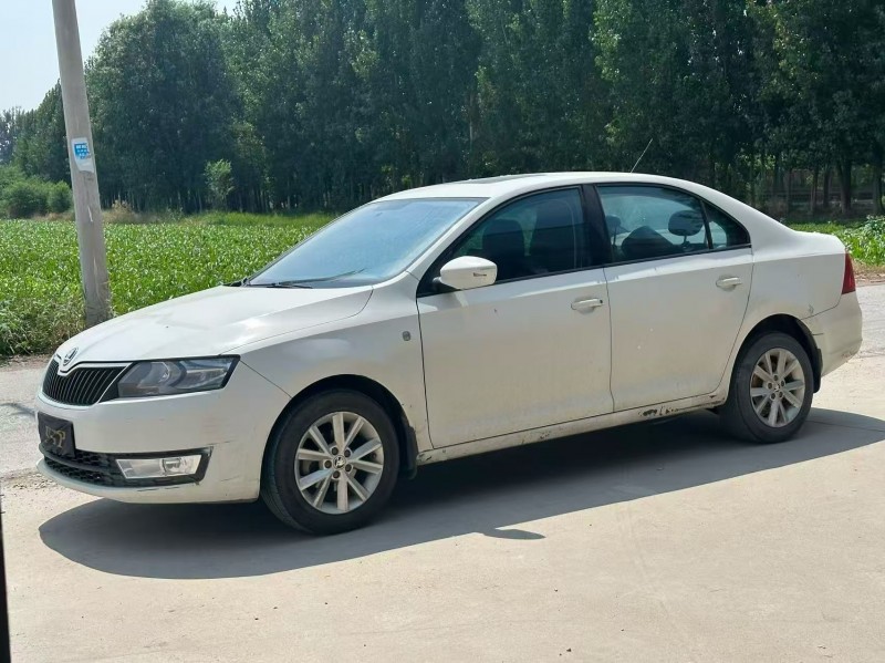 新乡16年斯柯达明锐3