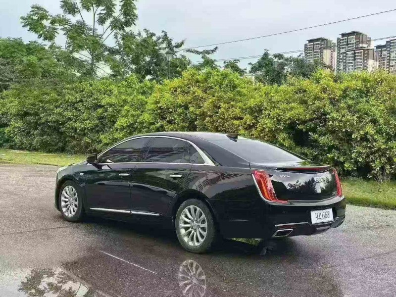 南宁19年凯迪拉克XTS8