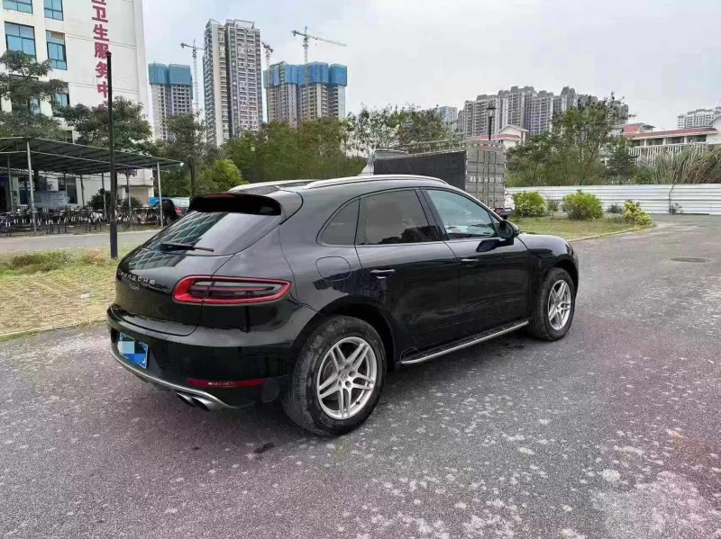 南宁16年保时捷Macan7