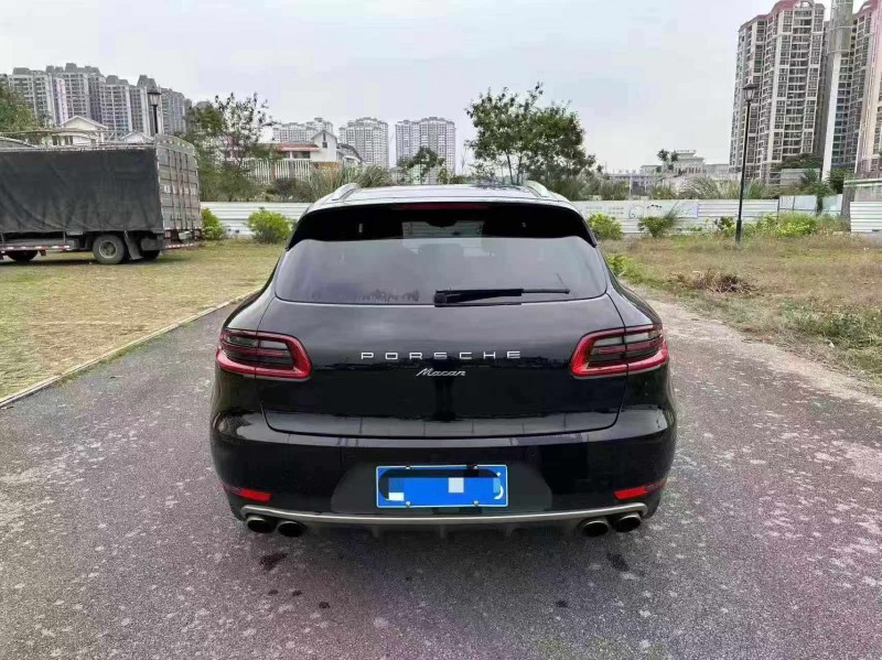 南宁16年保时捷Macan9
