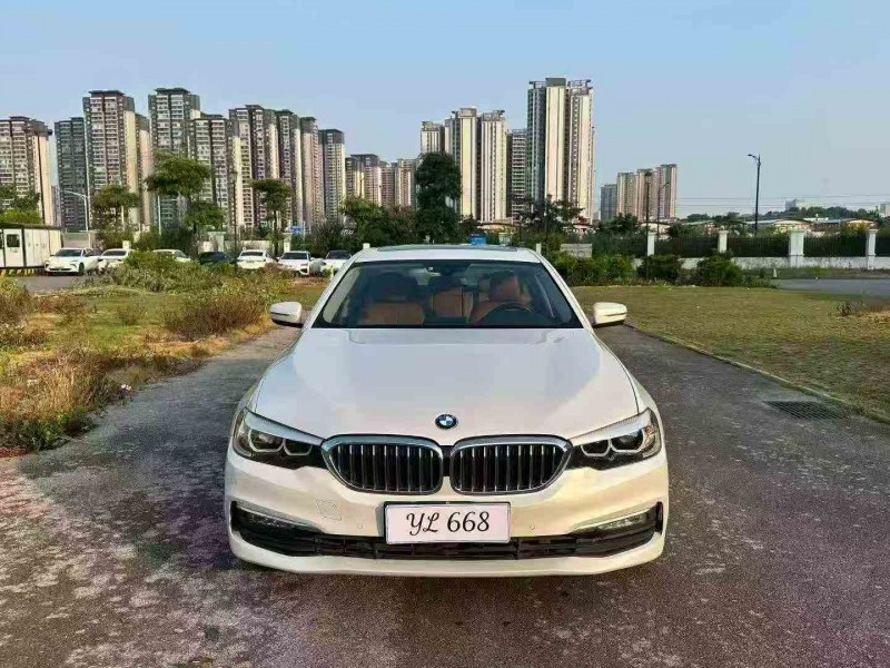 南宁18年宝马5系1