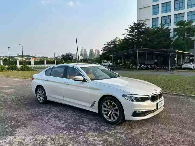 南宁18年宝马5系3