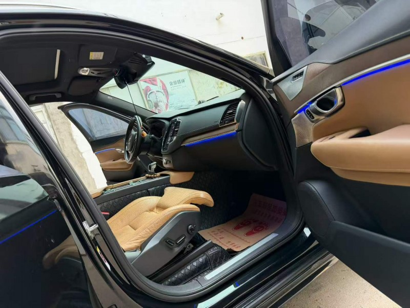 徐州16年沃尔沃XC908