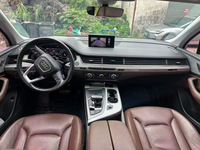 广州18年奥迪Q75