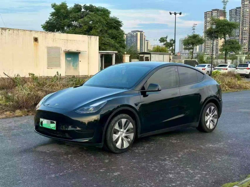 南宁22年特斯拉MODEL Y3