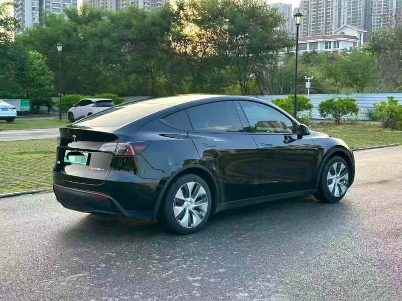 南宁22年特斯拉MODEL Y7