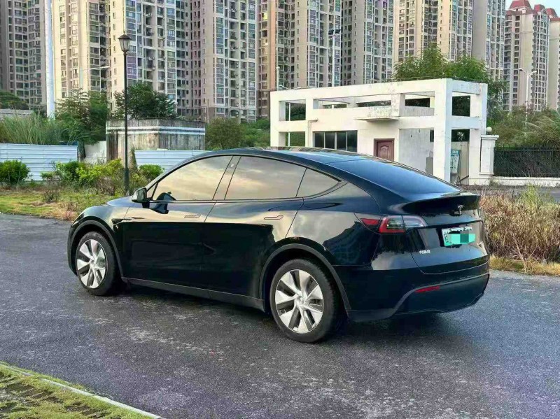 南宁22年特斯拉MODEL Y8