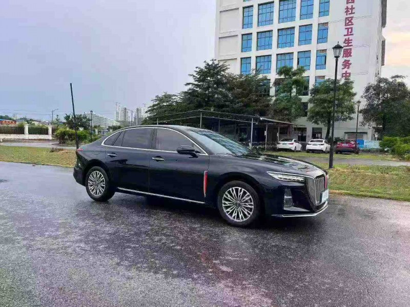 南宁25年红旗H52