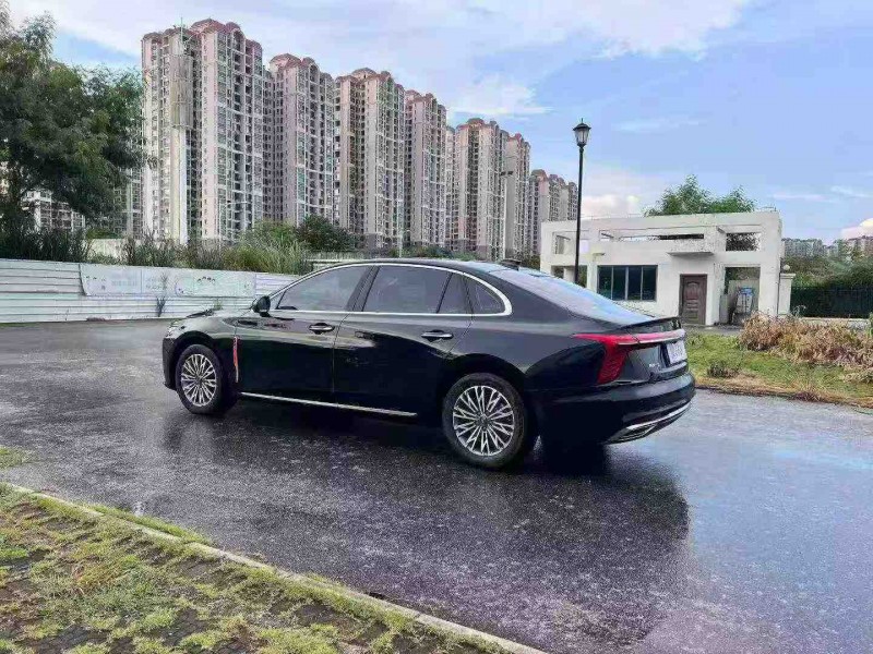 南宁25年红旗H58