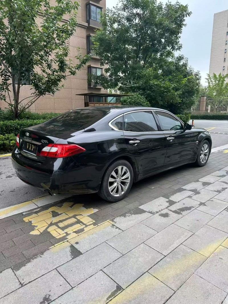 徐州15年英菲尼迪Q704