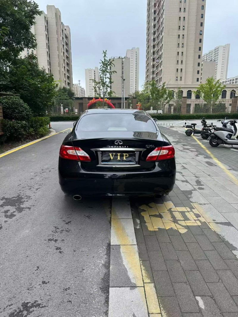 徐州15年英菲尼迪Q709