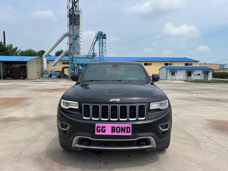 青岛15年Jeep大切诺基1