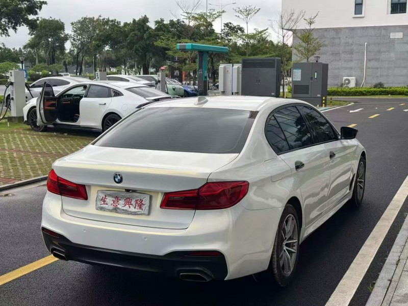 阳江18年宝马5系9
