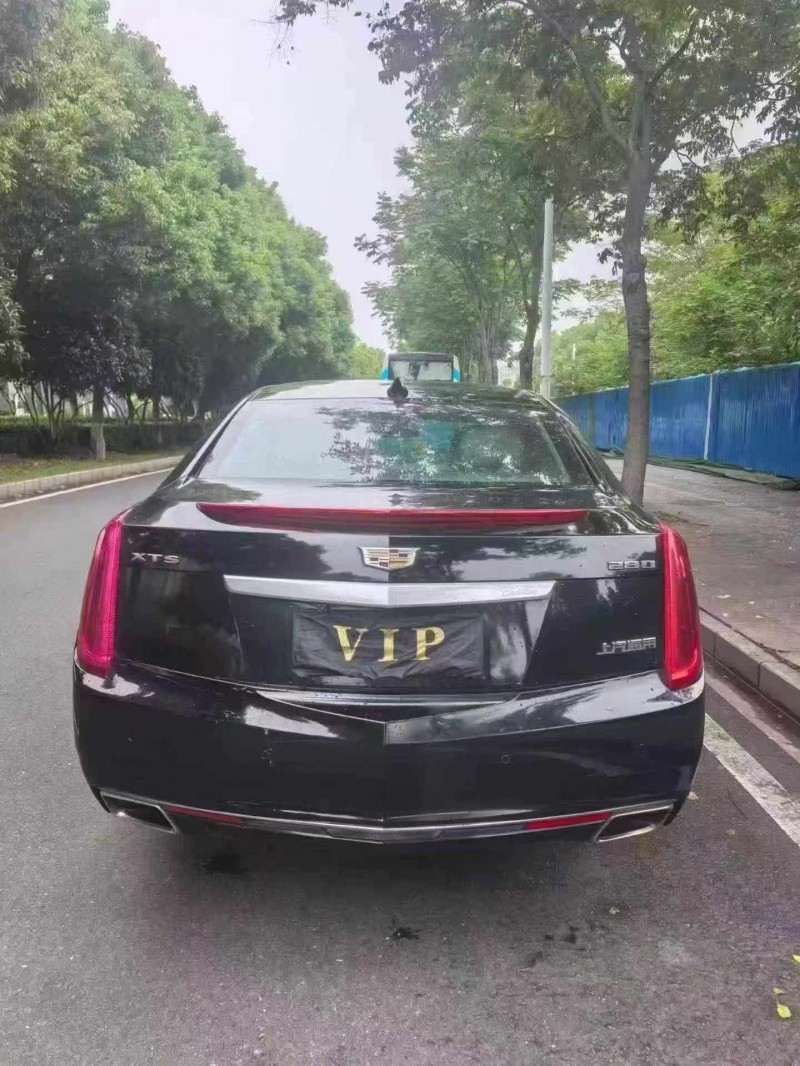 宜昌18年凯迪拉克XTS8