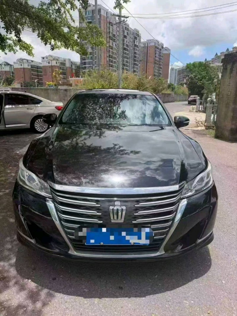 南宁15年丰田皇冠1